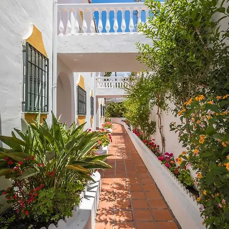 Rosas De Capistrano Apartmán Nerja