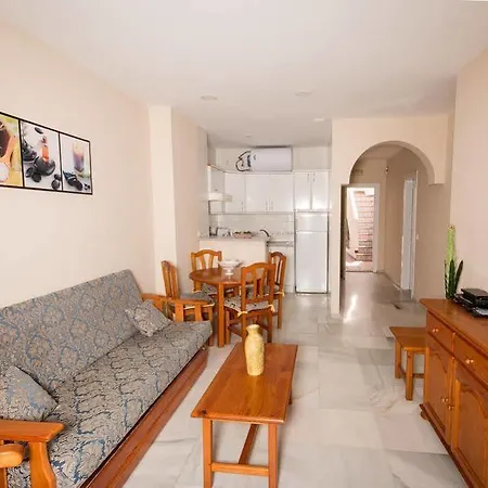 Rosas De Capistrano * Nerja