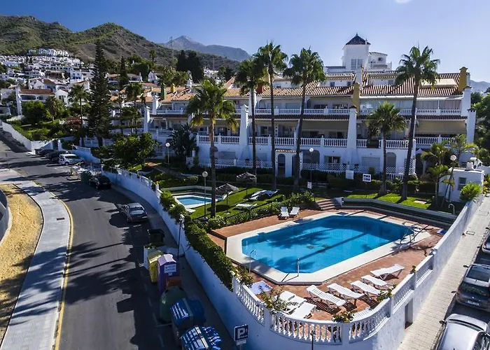 Rosas De Capistrano * نيرخا