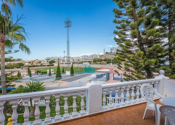 Rosas De Capistrano *