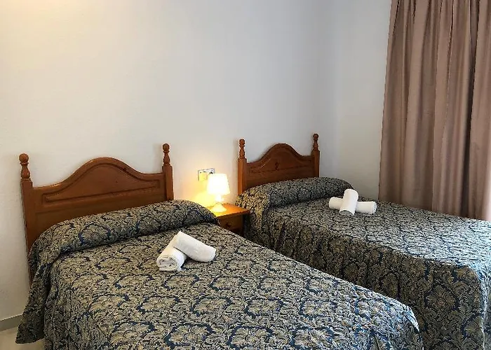 Rosas De Capistrano * Nerja