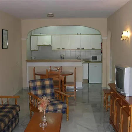 Rosas De Capistrano نيرخا